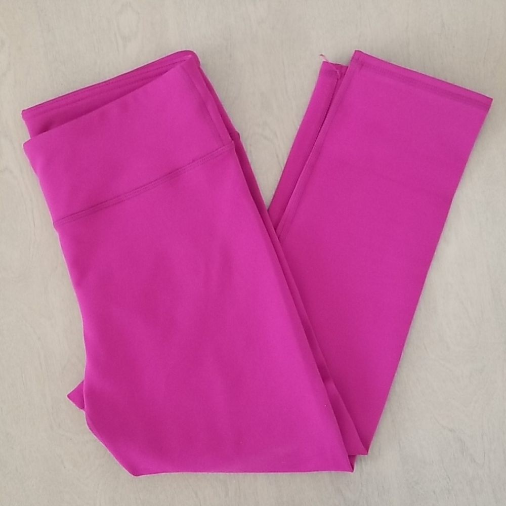 Fabletics Salar Crop